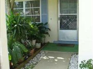 2975 Huntington Ct, Palm Harbor, FL 34684