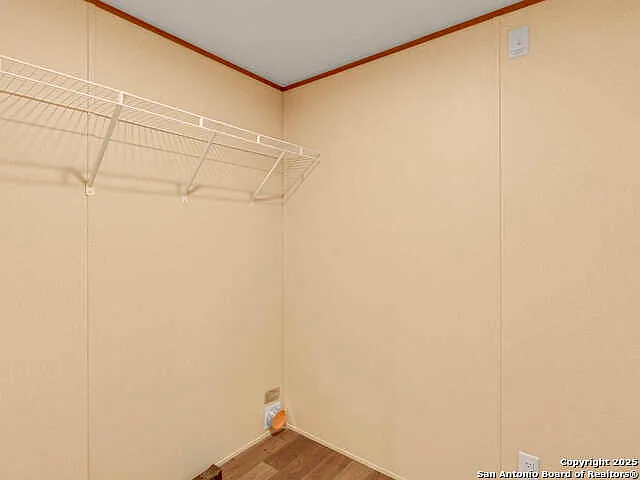 1230 Greenbriar — Photo 15