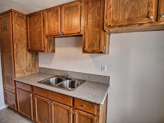 2nd image of 11821 Orange St APT 2