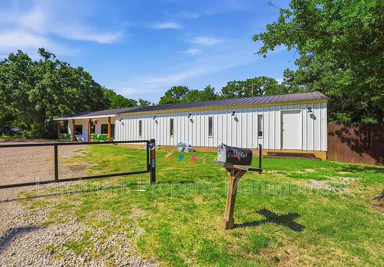 6720 Dick Price Rd — Photo 6