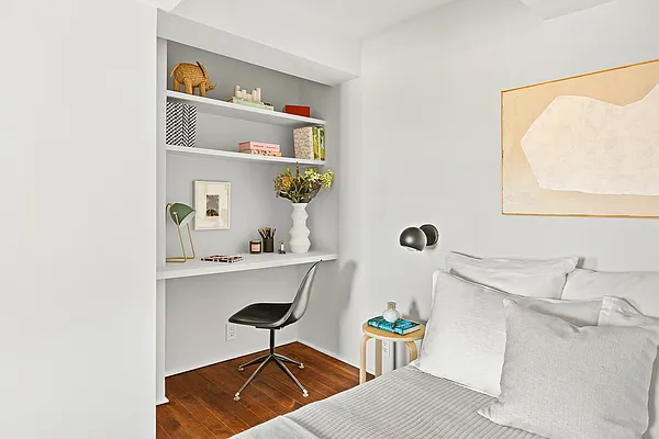 Sold by Compass | media 4