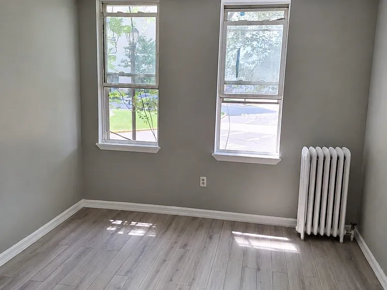 375 Mountain Rd #2 — Photo 2