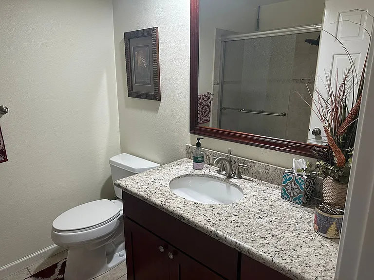 23947 SE 40th Pl — Photo 14