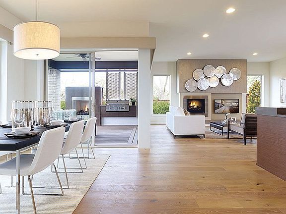 Carmel Q1 Kitchen/Dining/Out