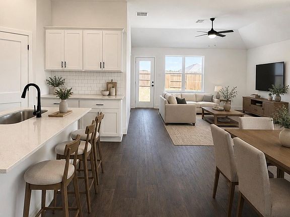 5th image of 2230 W Post Oak Cir