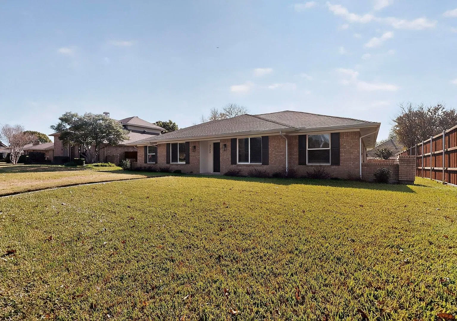 Renovated Plano Gem Ready To Be Your Home with 1 Month Concession! — Photo 4