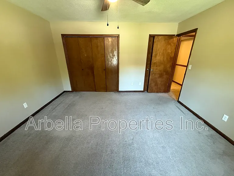 1608 Herrin Dr — Photo 9