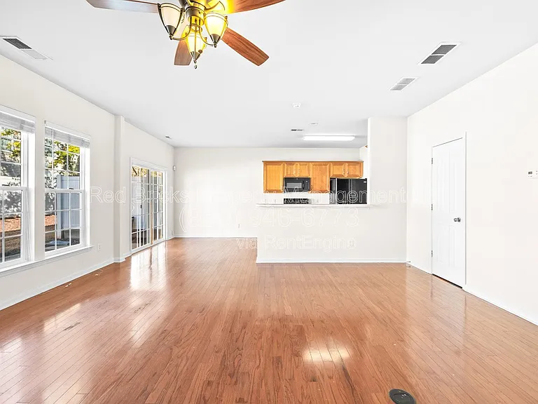 8911 Kirkley View Ct — Photo 5