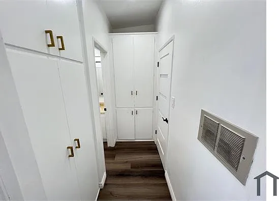5550 Denny Ave #202 — Photo 10