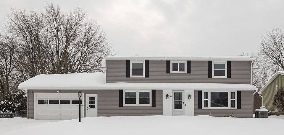 1st image of 47 Hawthorne Dr