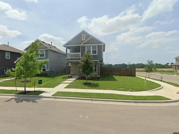 100 Clearlake Dr, Hutto, TX 78634