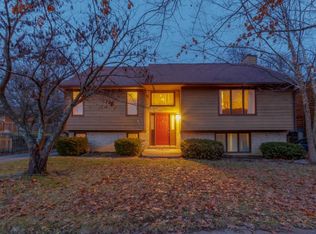 405 Woodcrest Pl, Lexington, KY 40517