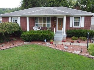 1502 Paula Ct, Louisville, KY