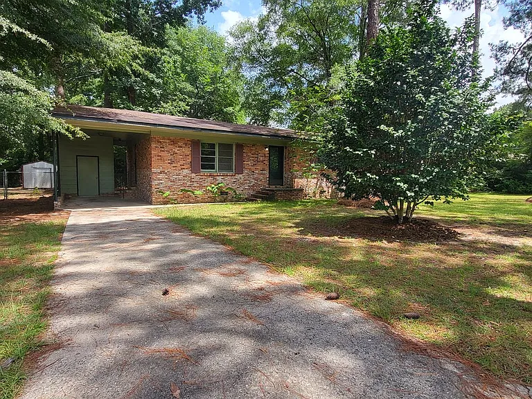 1203 Edgewood Dr — Photo 21