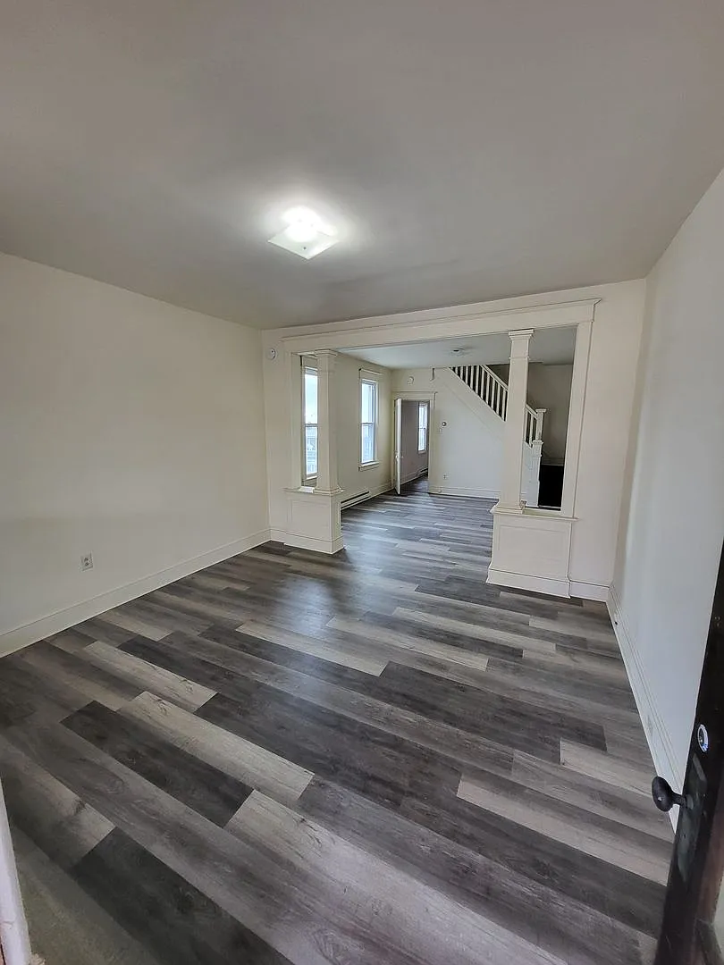 Spacious 3-Bedroom, 1-Bath Home for Rent in Tamaqua, PA — Photo 2
