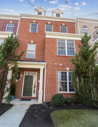 2nd image of 3732 Mary Evelyn Way