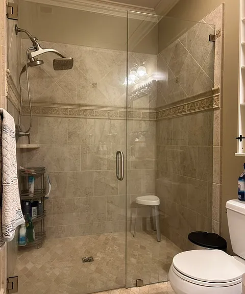 Reynolds Dr — Photo 19