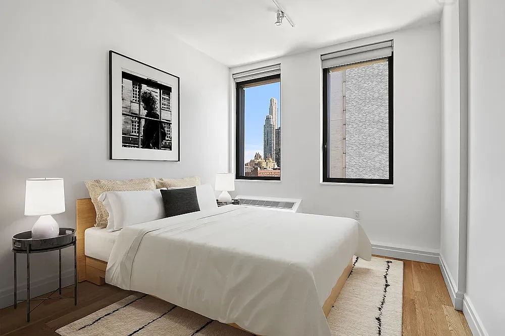 550 West 54th Street — Photo 3
