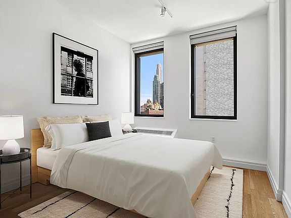 3rd image of 550 W 54th St APT 713