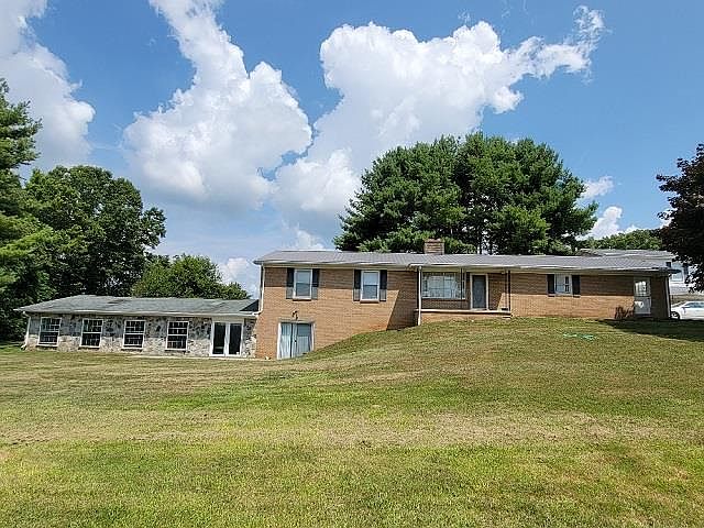 1st image of 148 Grandview Dr