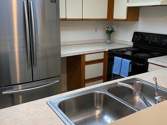 4th image of 3609 Birch Cir