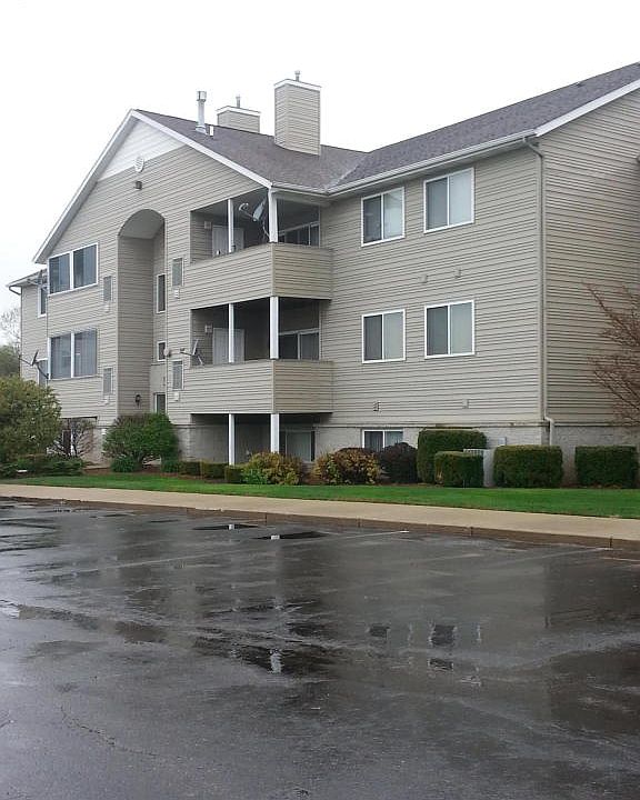 1st image of 8418 Jasonville Ct SE #8418