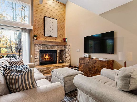 2nd image of 4749 S Pleasantview Rd #132