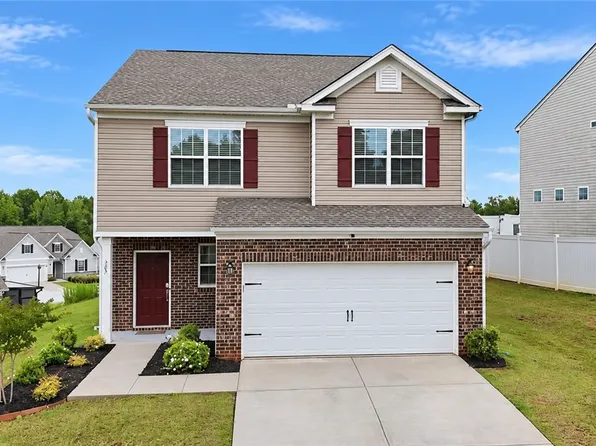 365 Sliding Rock Dr, Pendleton, SC 29670