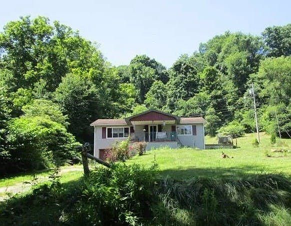 1st image of 421 Harmon Creek Rd