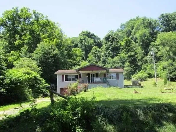 421 Harmon Creek Rd, Colliers, WV 26035