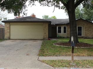 4130 E Peachfield Cir, Houston, TX 77014
