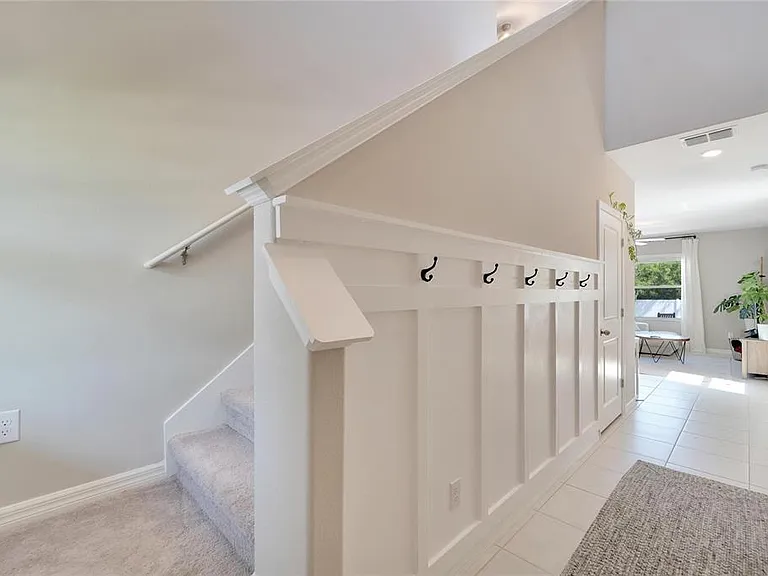 403 Royal Empress Dr — Photo 4