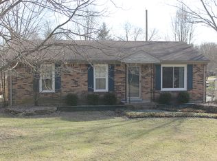 1004 Georgie Ct, Crestwood, KY 40014
