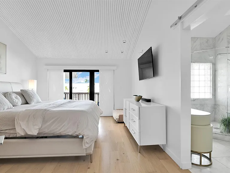 1035 Boca Cove Ln — Photo 31
