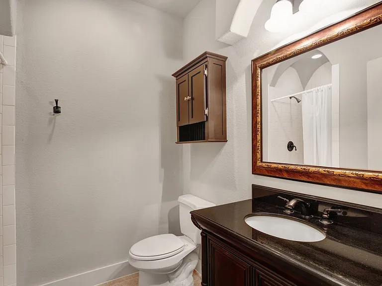 4111 Rawlins St — Photo 36