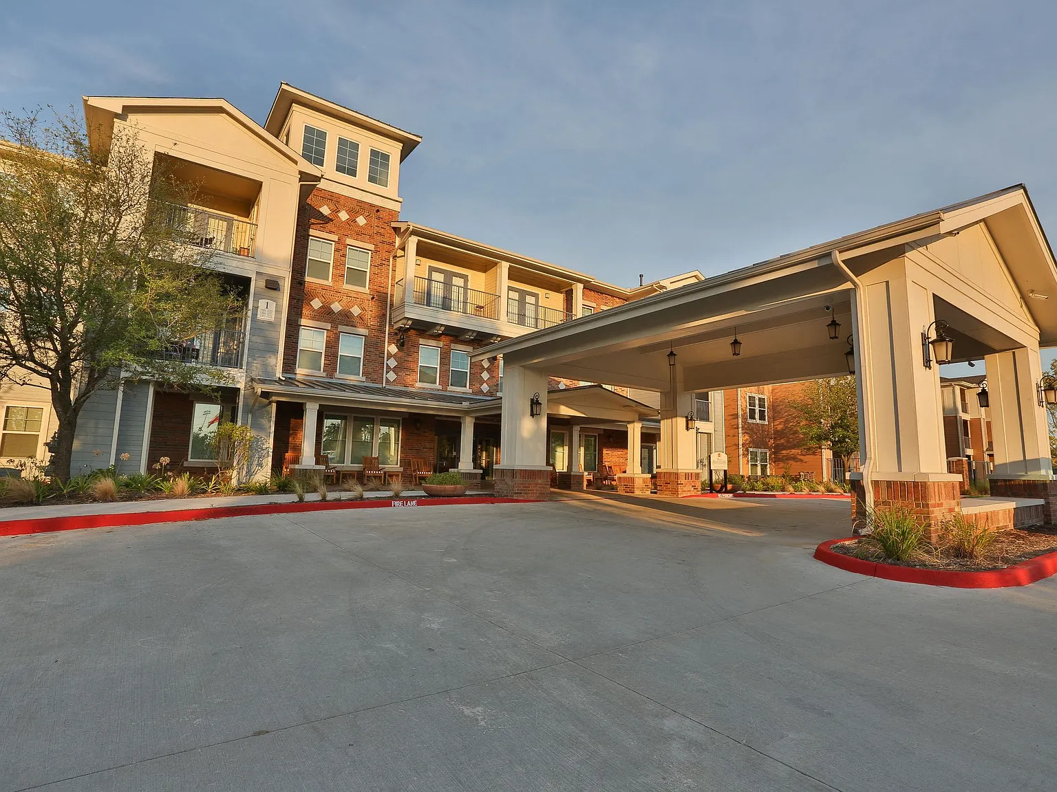 Pacana Park 55+ Apartments — Photo 1