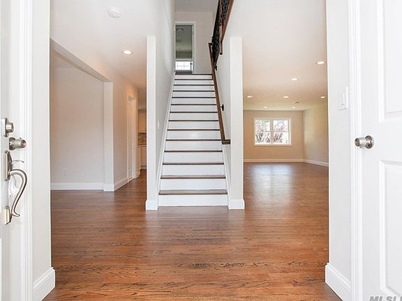 2nd image of 2036 Stuyvesant Ave