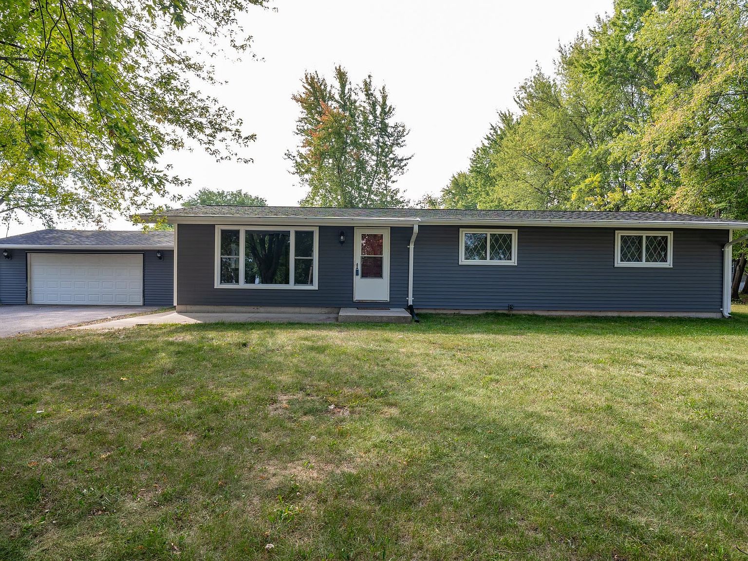 227 N 1st St, Winneconne, WI 54986 Zillow