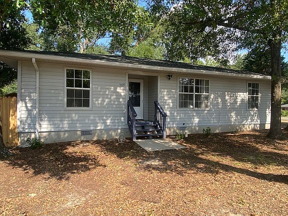 2nd image of 5105 Lake Dr