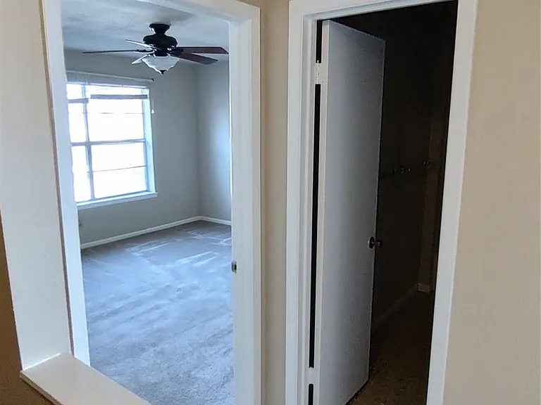 4513 Avenue P 1/2 #3 — Photo 22