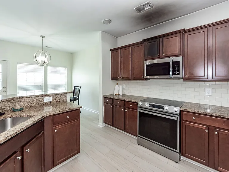 245 Swamp Creek Ln — Photo 14
