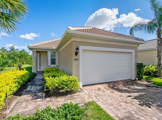 8478 Karina Ct, Naples, FL 34114
