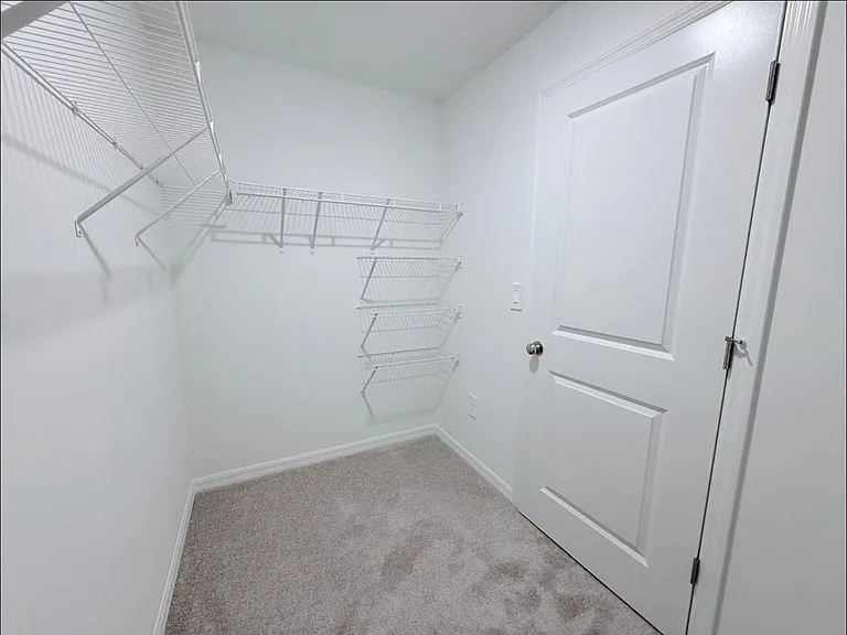 1537 NW 48th St — Photo 10