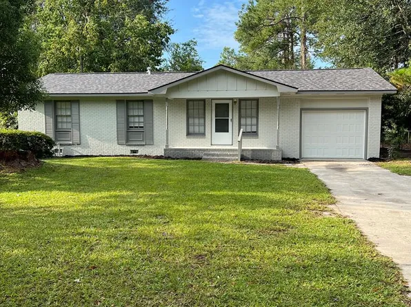 1223 Carter Ave, Nashville, GA 31639