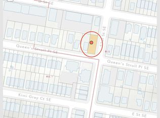 Queens Stroll Pl SE, Washington, DC 20019