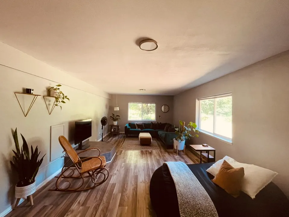 24908 Clear Creek Rd — Photo 3
