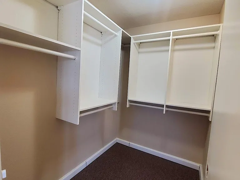 2344 Hampstead Way — Photo 10