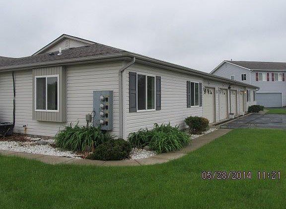 2nd image of 1123 Lakeview Cir