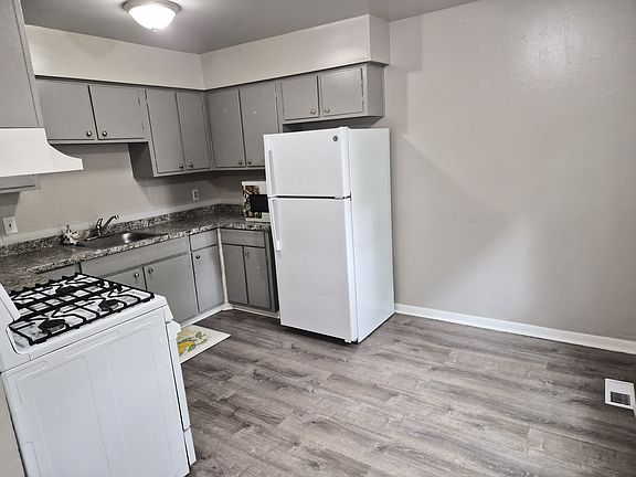 3rd image of 1001 Vincent Ct #1001A