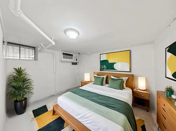 75-27 Furmanville Avenue image 16 of 19